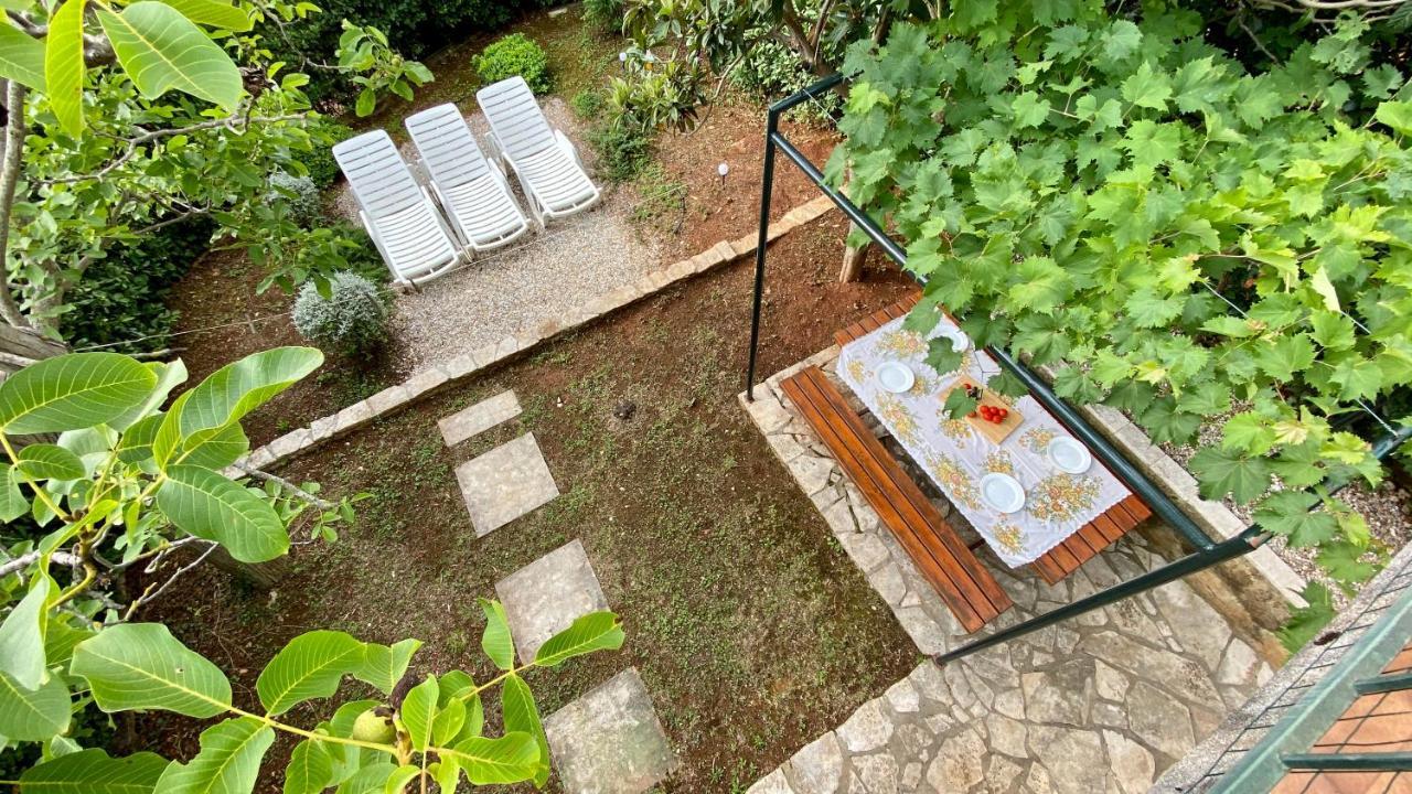 Bilini Garden Apartment Pula Zewnętrze zdjęcie