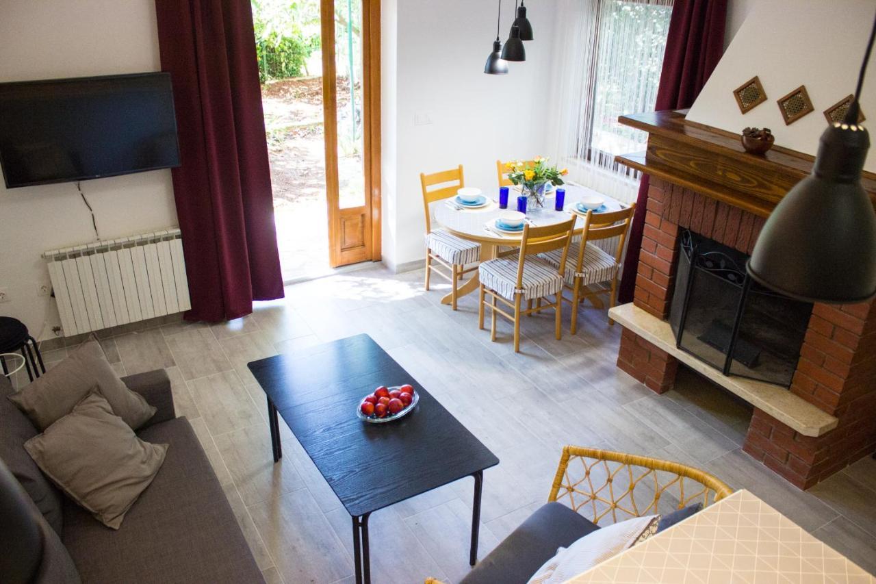 Bilini Garden Apartment Pula Zewnętrze zdjęcie